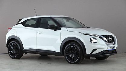 Używany Nissan Juke Acenta 114 KM (83 kW) 2023 Biały SUV