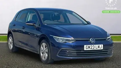 Used VW Golf VIII Pro 116 HP (85 kW) 2023 Blue Hatchback