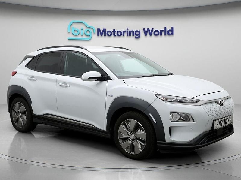White Used 2021 Hyundai Kona Premium SUV | £12,800 (Good price) - Image 1/4