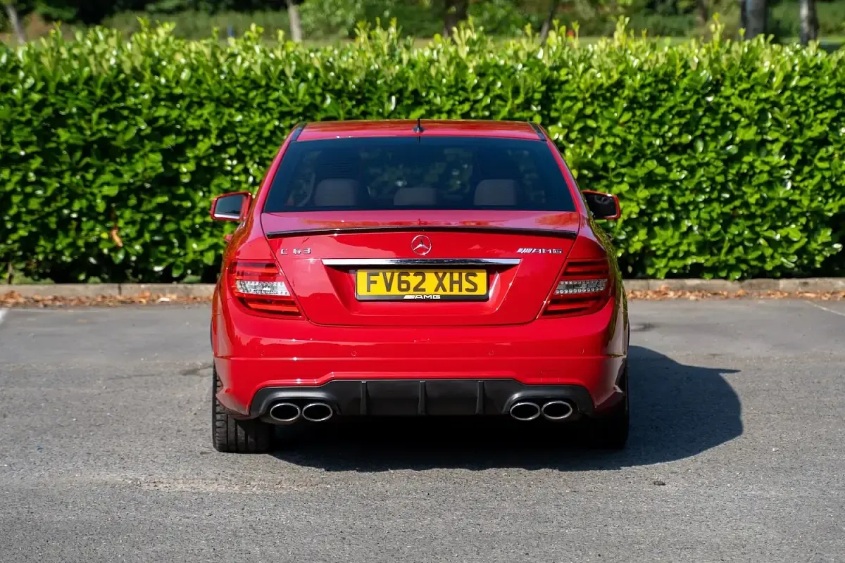 Used Mercedes C63 AMG 487 HP (358 kW) 2012 Red Sedan