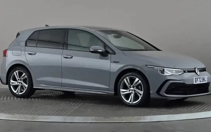Used VW Golf VIII R-line 150 HP (110 kW) 2024 Hatchback