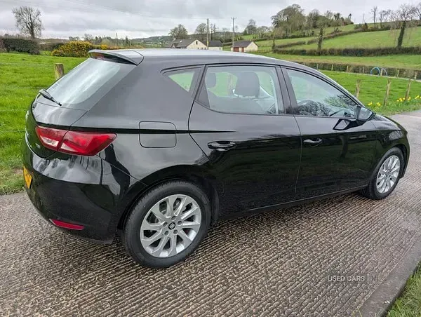 Używany Seat Leon SE 125 KM (91 kW) 2016 Czarny Hatchback