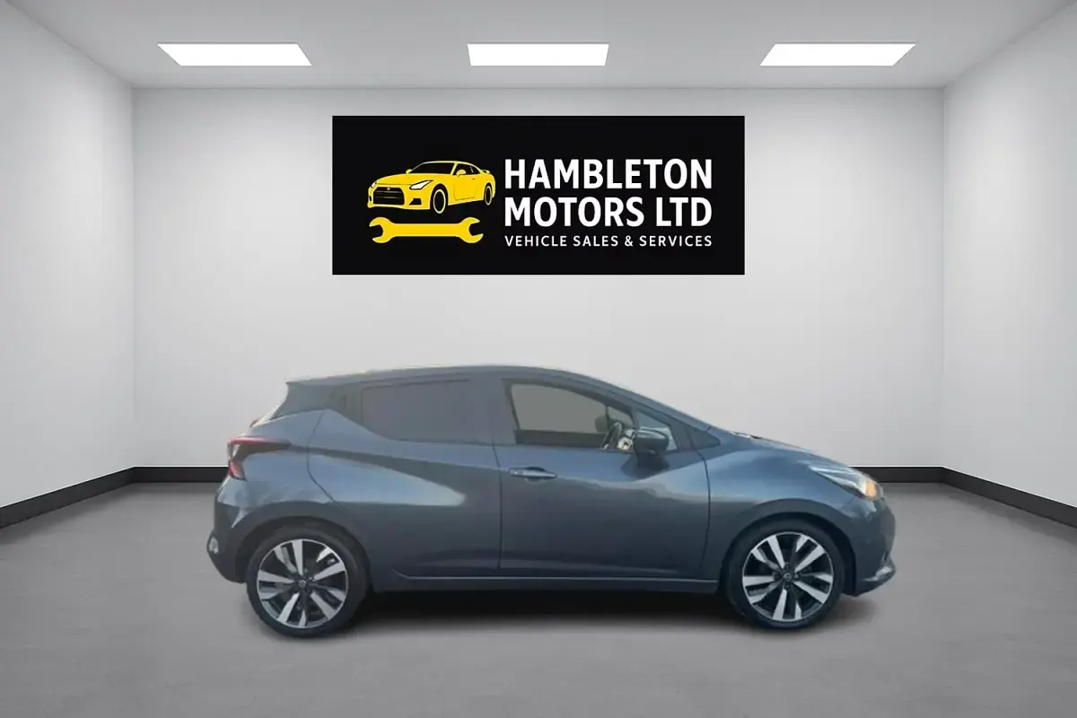 Usado Nissan Micra Tekna 90 HP (66 kW) 2017 Cinzento Citadino