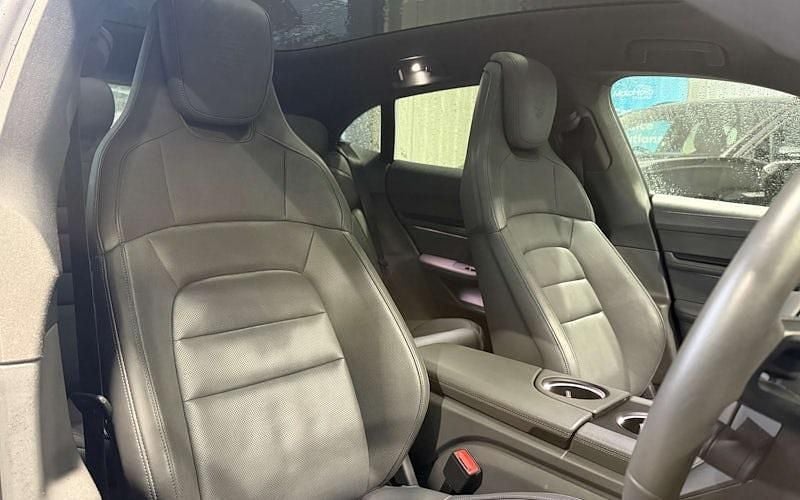 Used Porsche Taycan Cross Turismo 350 kW (476 HP) 2023 Estate