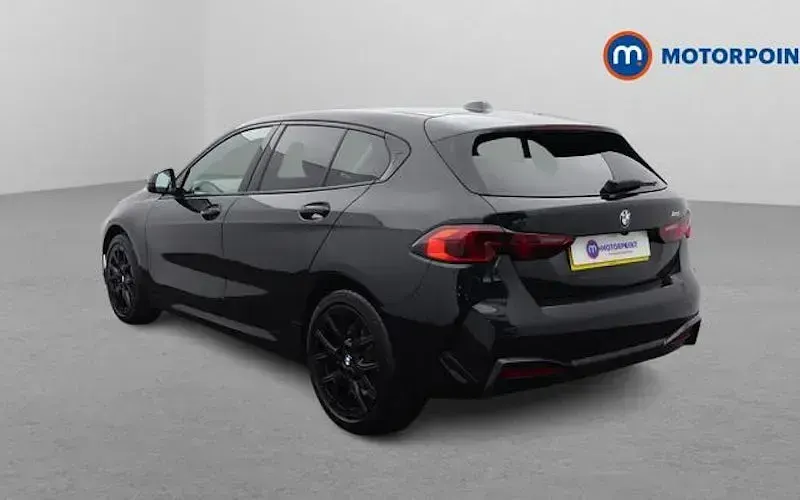 Used BMW 120 Sport Line 156 HP (114 kW) 2025 Black Hatchback