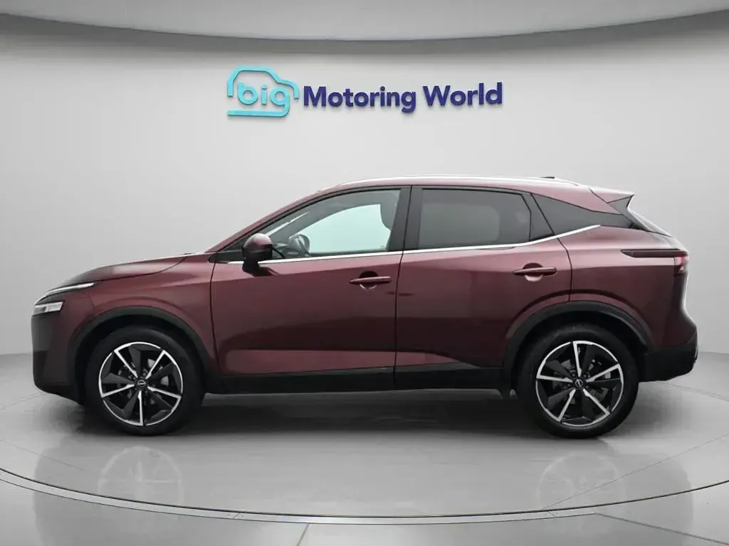 Used Nissan Qashqai S 140 HP (102 kW) 2023 Red SUV
