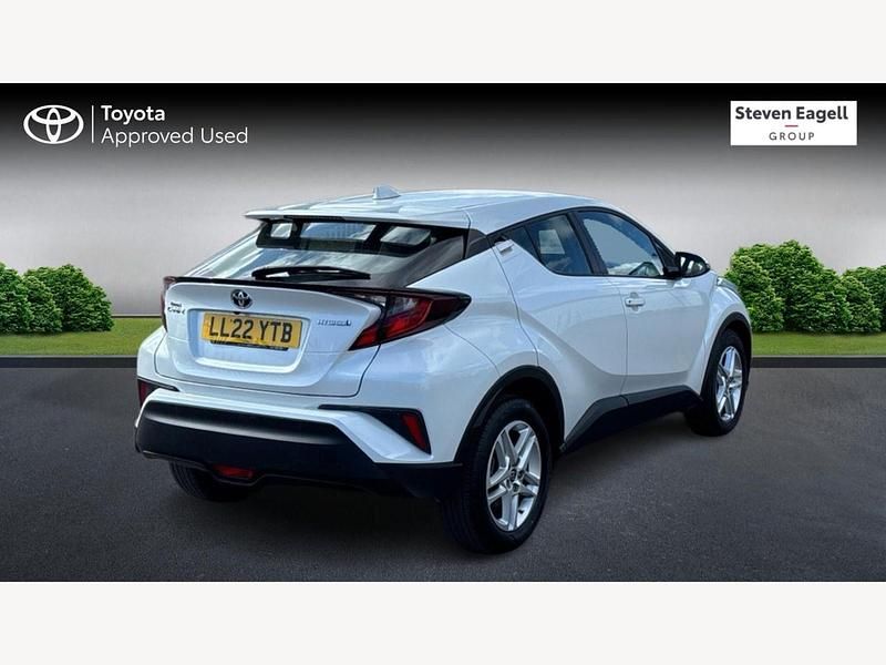 Used Toyota C-HR 2022 White SUV