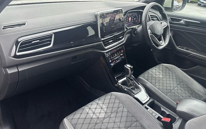 Used VW T-Roc R-line 150 HP (110 kW) 2025 SUV