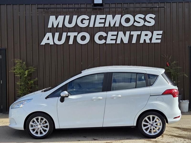 Used Ford B-MAX Titanium 105 HP (77 kW) 2015 White MPV