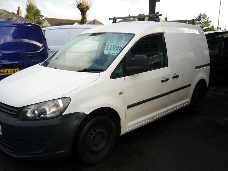 Used VW Caddy 102 HP (75 kW) 2012 White MPV