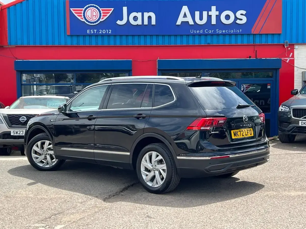 Used VW Tiguan Allspace Life 2022 Black SUV
