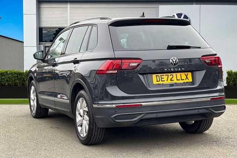 Used VW Tiguan Life 150 HP (110 kW) 2022 Grey SUV