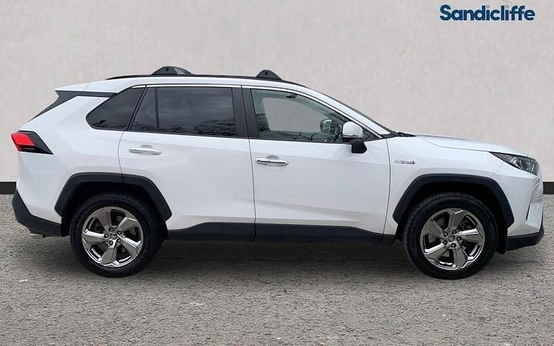Used Toyota RAV4 218 HP (160 kW) 2025 SUV
