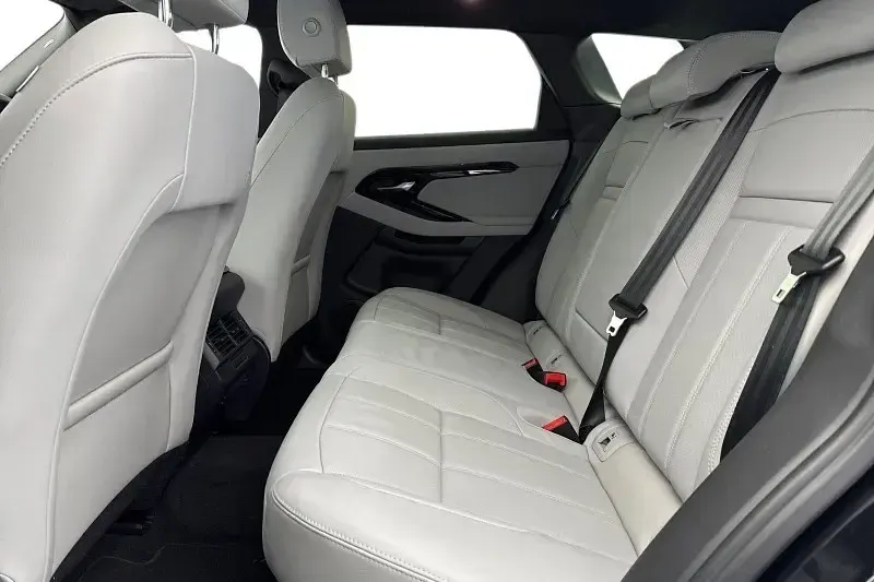 Used Land Rover Range Rover evoque S 163 HP (119 kW) 2025 Black SUV