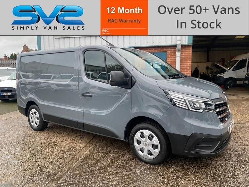 Used Renault Trafic Business 130 HP (95 kW) 2022 Grey MPV