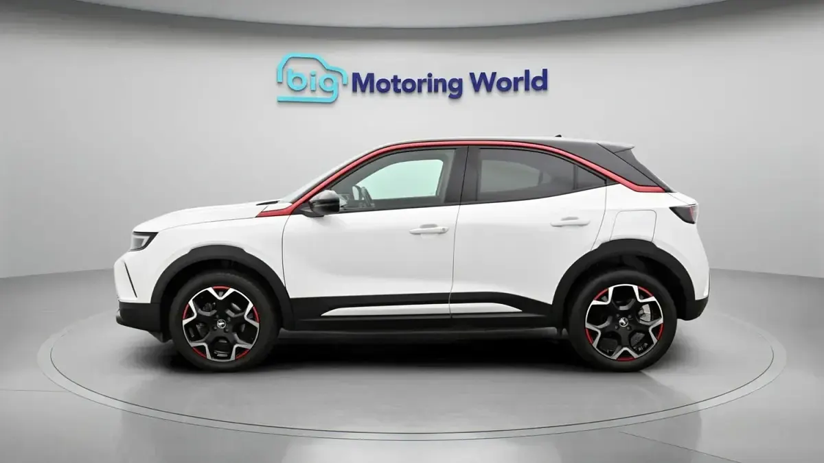 Used Vauxhall Mokka S 130 HP (95 kW) 2023 White SUV