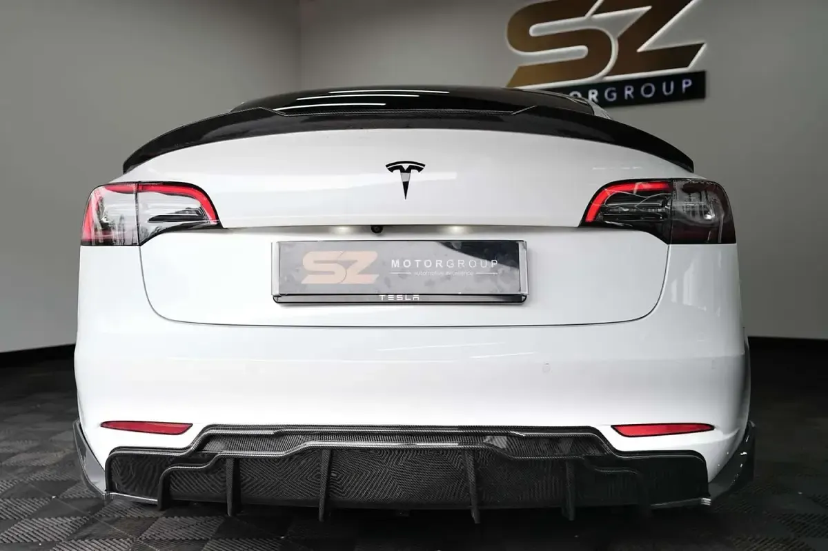 Used Tesla Model 3 Performance 461 kW (627 HP) 2020 White Sedan