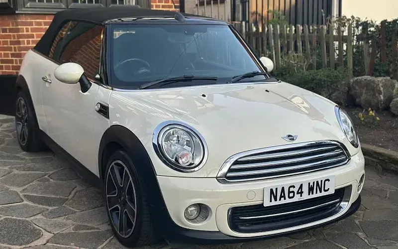 Gebraucht Mini Cooper Cabriolet 122 PS (89 kW) 2015 Cabrio