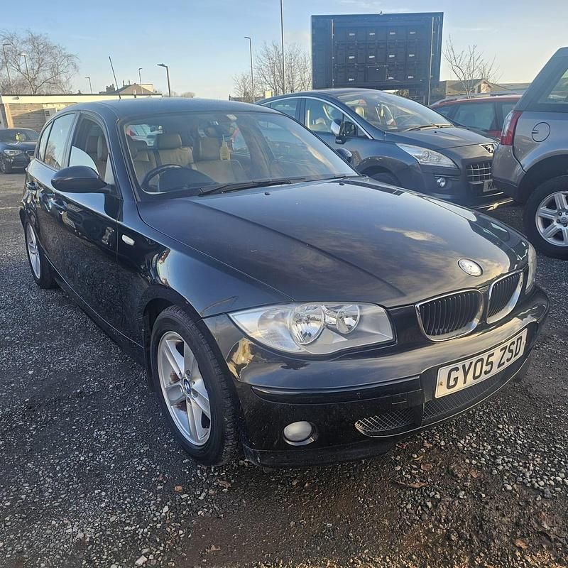 Black Used 2005 BMW 120 Hatchback | £1,795 (Fair price) - Image 1/4
