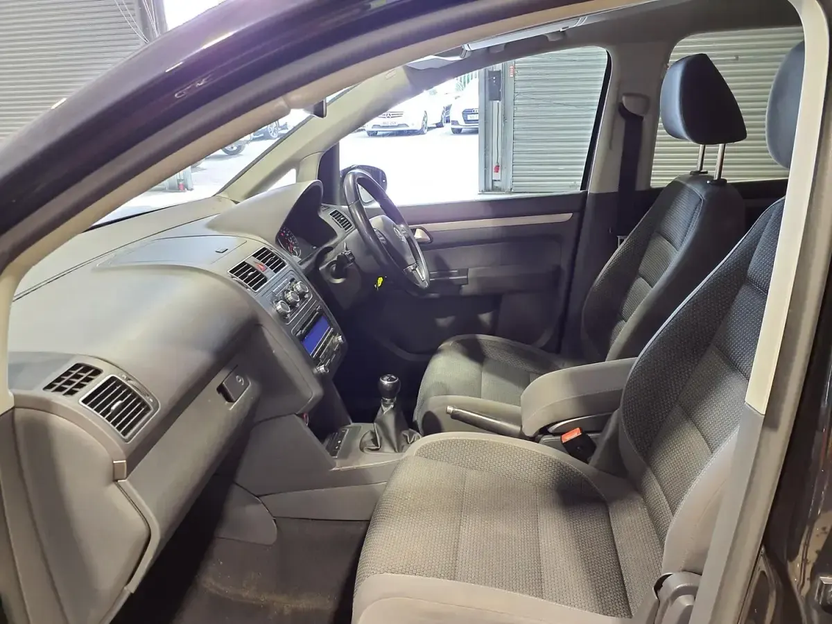 Used VW Touran SE 2010 Black MPV