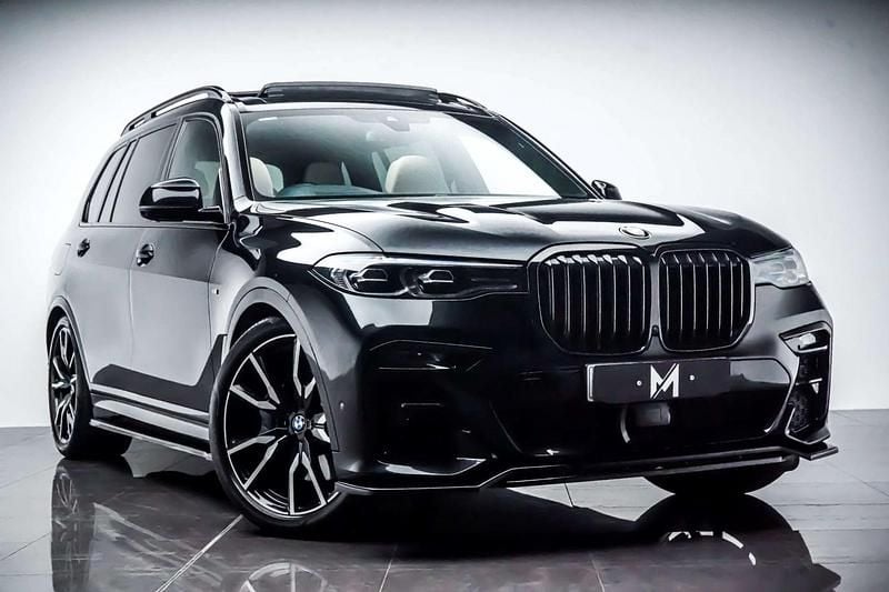 Black Used 2022 BMW X7 M Sport SUV | £53,995 (Fair price) - Image 1/4