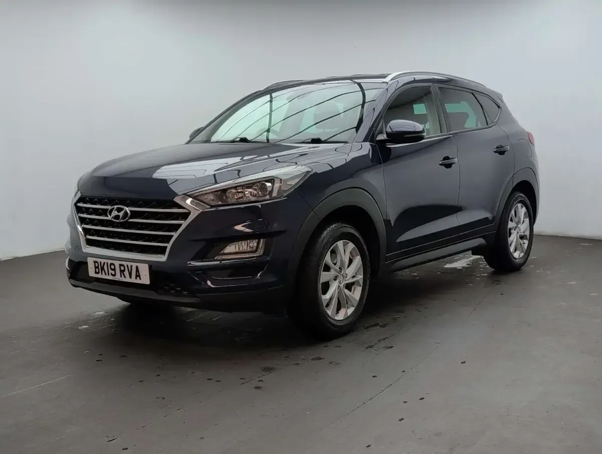 Used Hyundai Tucson SE 132 HP (97 kW) 2019 Blue SUV