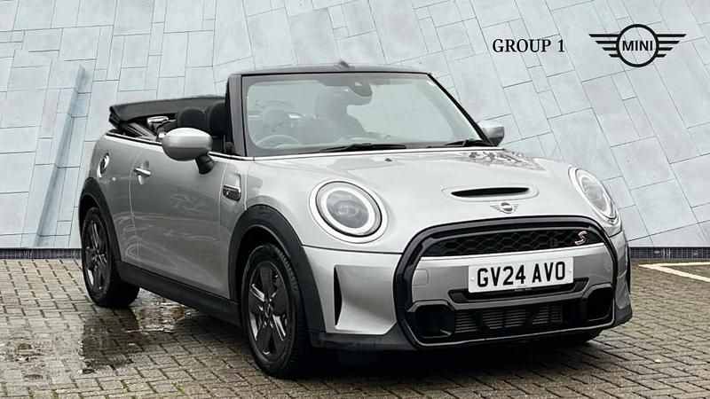 Silver Used 2024 Mini Cooper S Classic Hatchback | £23,995 (Fair price) - Image 1/4