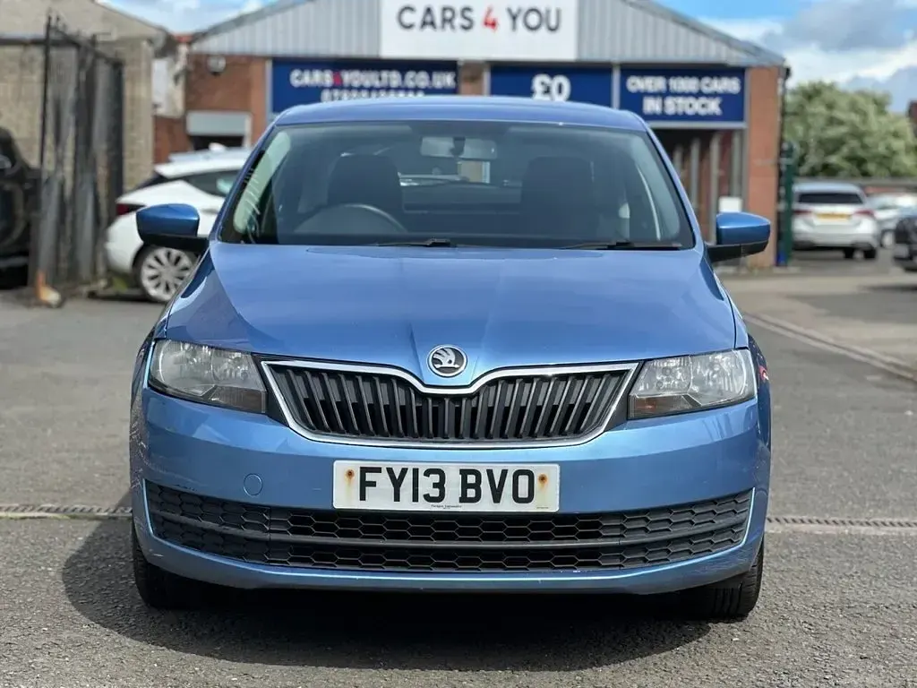 Used Skoda Rapid SE 122 HP (89 kW) 2013 Blue Hatchback