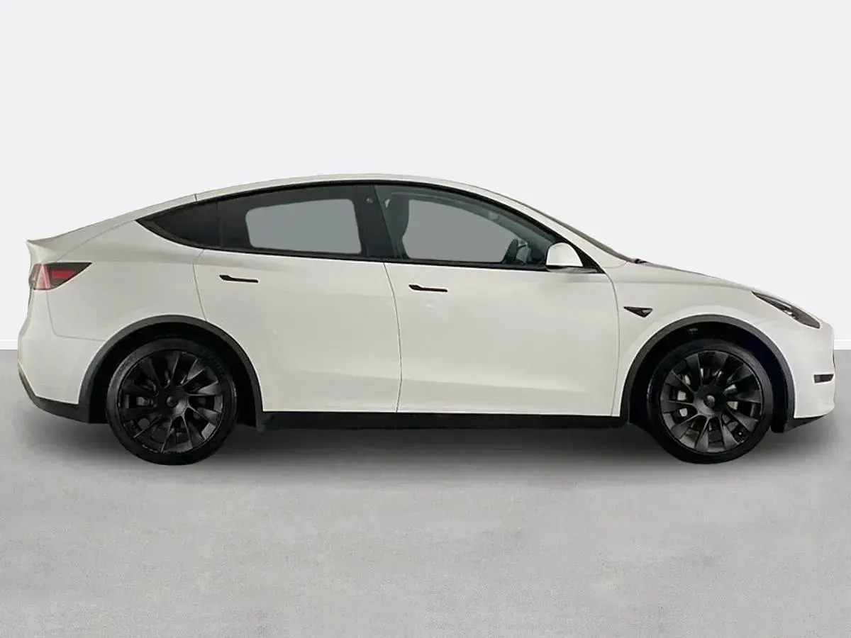 Used Tesla Model Y RWD 219 kW (299 HP) 2023 White SUV