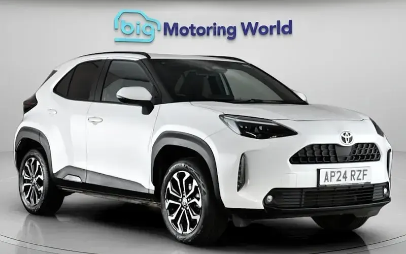 Used Toyota Yaris Hybrid Design 116 HP (85 kW) 2026 Estate
