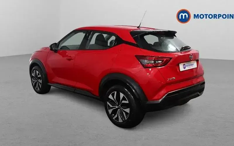 Used Nissan Juke Acenta 114 HP (83 kW) 2022 Red SUV