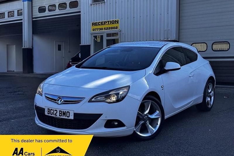 Used 2012 Vauxhall Astra GTC SRi Coupe | £2,999 (Fair price) - Image 1/1