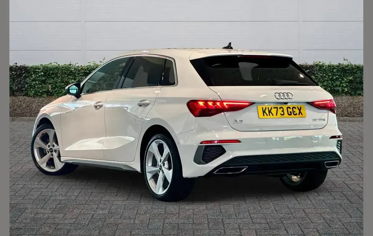 Used Audi A3 S-Line 110 HP (80 kW) 2024 White Hatchback