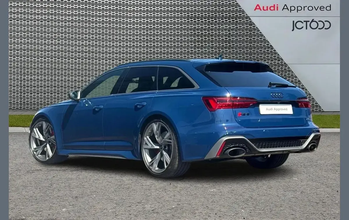 Used Audi RS6 Performance 620 HP (456 kW) 2025 Blue Estate