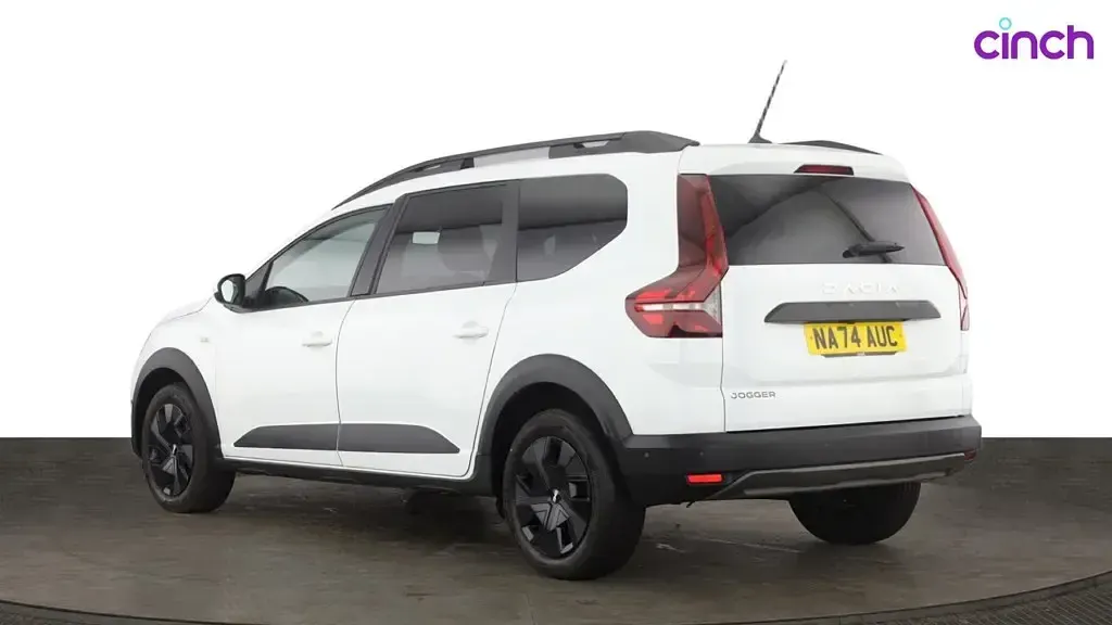 Used Dacia Jogger Expression 110 HP (80 kW) 2024 White MPV