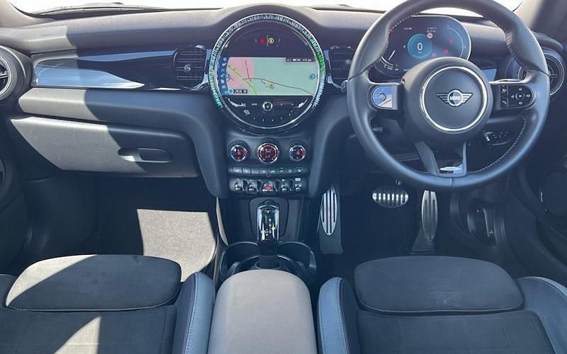 Used Mini Cooper Hatch 136 HP (100 kW) 2022 Black Hatchback