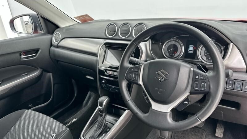 Image 2/4