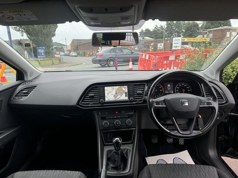 Used Seat Leon SE Dynamic 2017 Black Estate