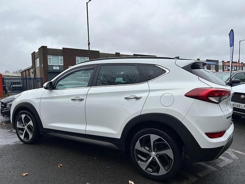 Used Hyundai Tucson Premium SE 136 HP (100 kW) 2015 White SUV