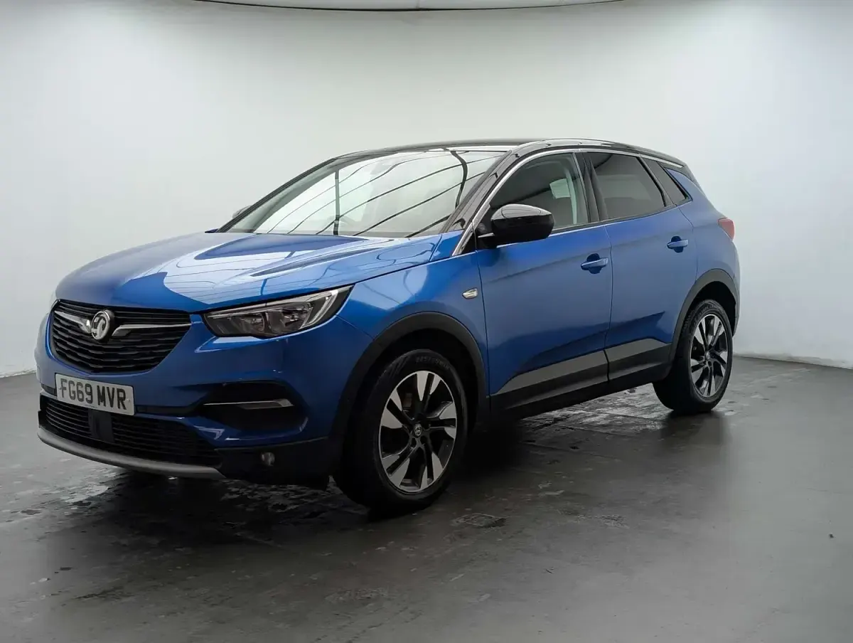 Used Vauxhall Grandland X Sport 130 HP (95 kW) 2019 Blue SUV