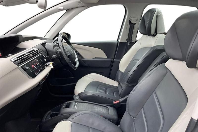 Cumulus grey Used 2019 Citroën C4 SpaceTourer Flair MPV | £12,490 (Good price) - Image 1/4