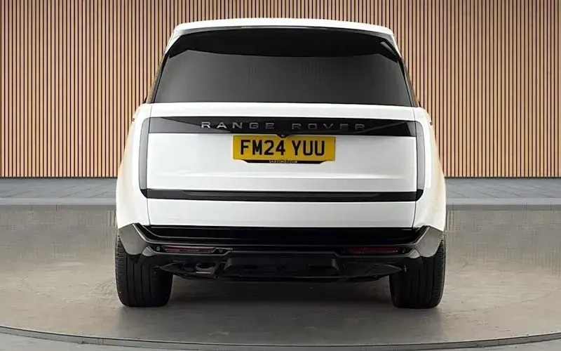 Used Land Rover Range Rover HSE 349 HP (256 kW) 2026 SUV