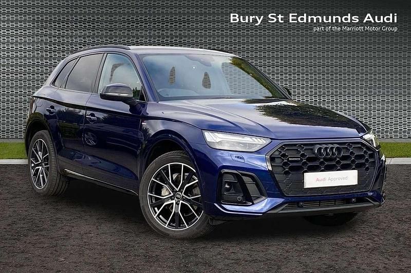 Blue Used 2024 Audi Q5 Black Edition SUV | £40,151 (A bit pricey) - Image 1/4