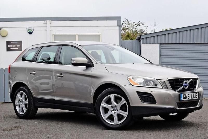 Used Volvo XC60 SE Lux 163 HP (119 kW) 2012 Silver SUV