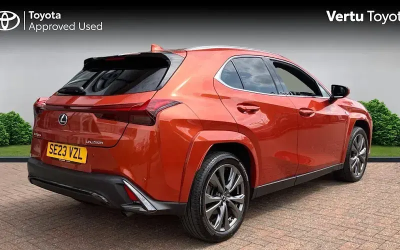 Used Lexus UX Sport Line 184 HP (135 kW) 2022 SUV