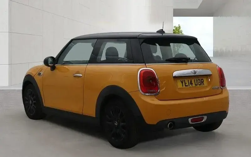 Used Mini Cooper D Hatch 116 HP (85 kW) 2017 Hatchback