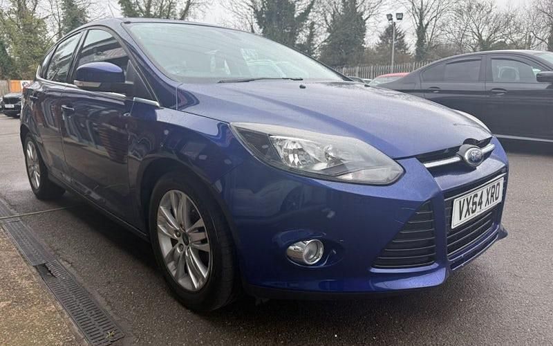 Usado Ford Focus Titanium 125 HP (91 kW) 2014 Azul Citadino
