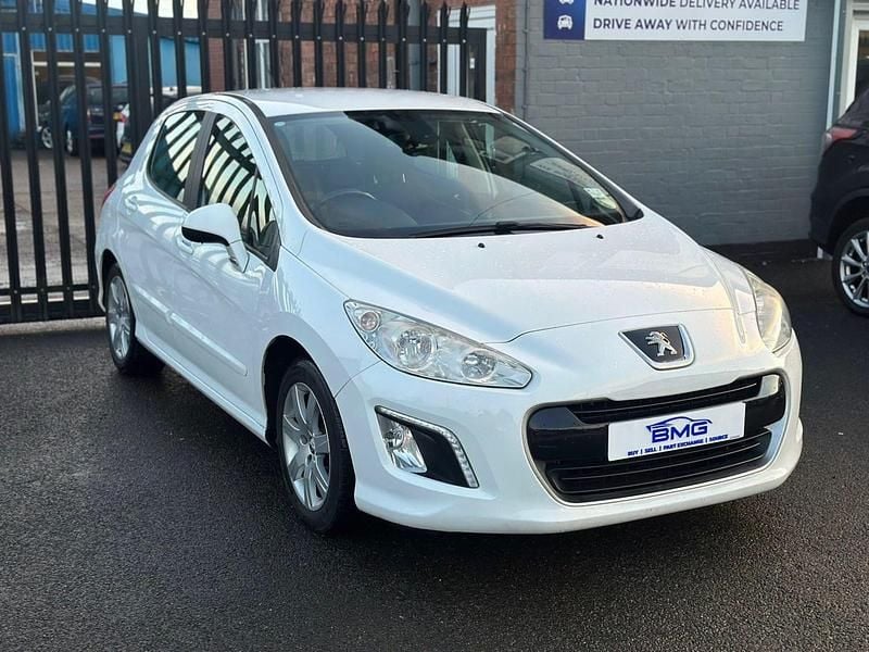 Used Peugeot 308 Active 2013 White Hatchback