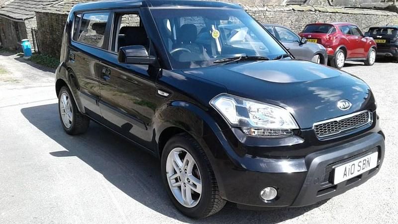 Used Kia Soul 126 HP (92 kW) 2010 Black SUV