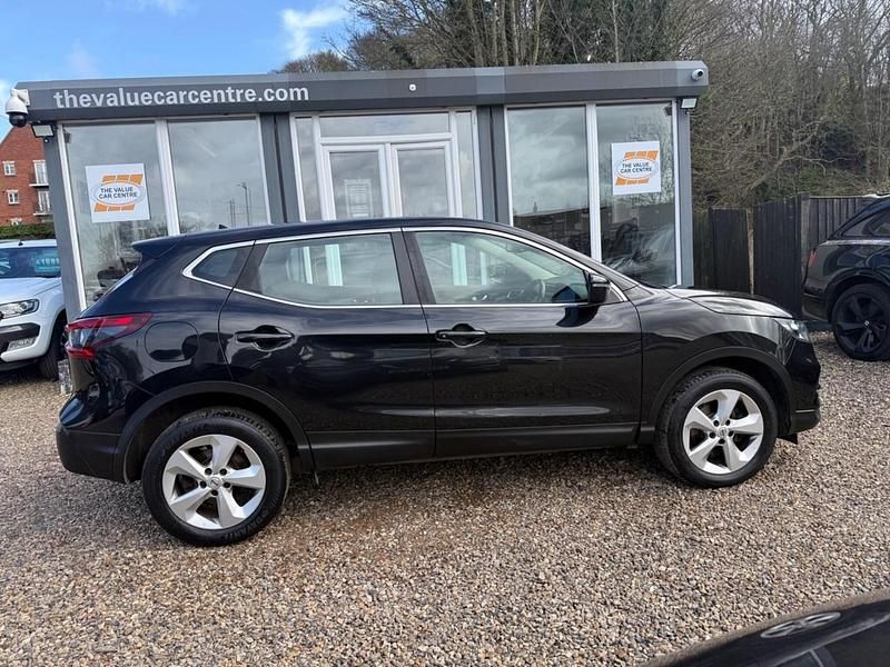 Used Nissan Qashqai Acenta 2018 Black SUV